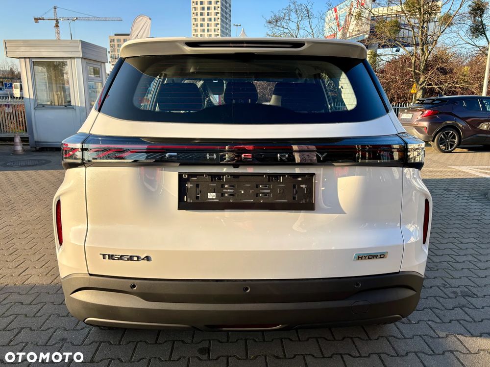 Chery Tiggo 4 1.5 T-GDI HEV Essential DHT - 11