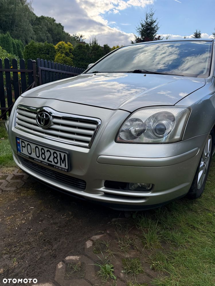 Toyota Avensis 1.8 VVT-i Sol - 24