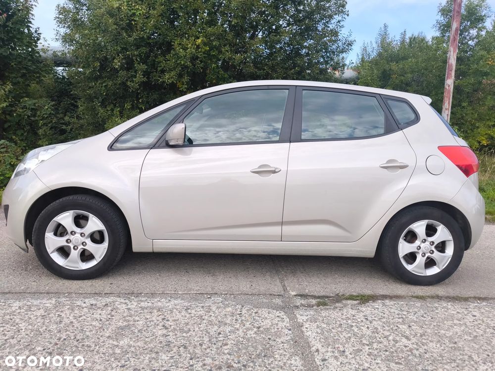 Kia Venga 1.4 CVVT Titanium Collection - 8