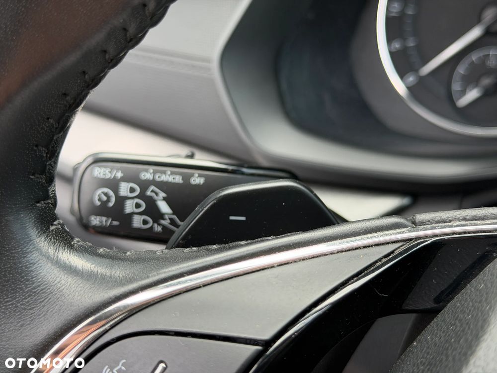 Skoda Octavia 2.0 TDI Ambition DSG - 17