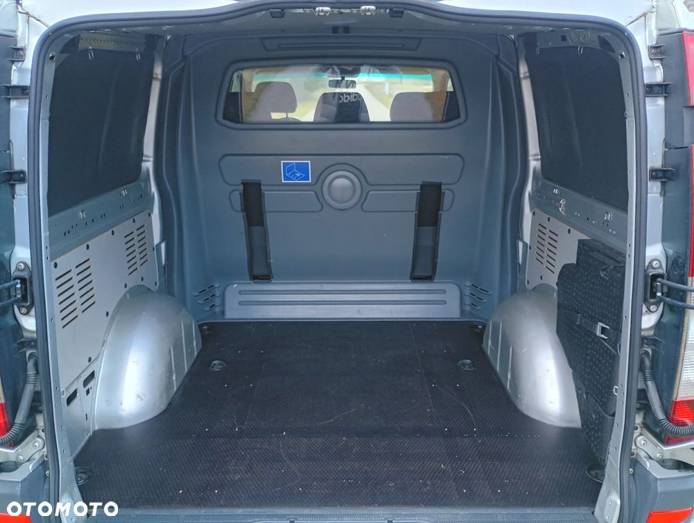 Mercedes-Benz Vito - 24