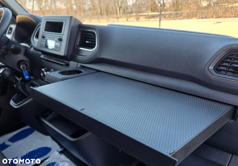 Renault Master - 22