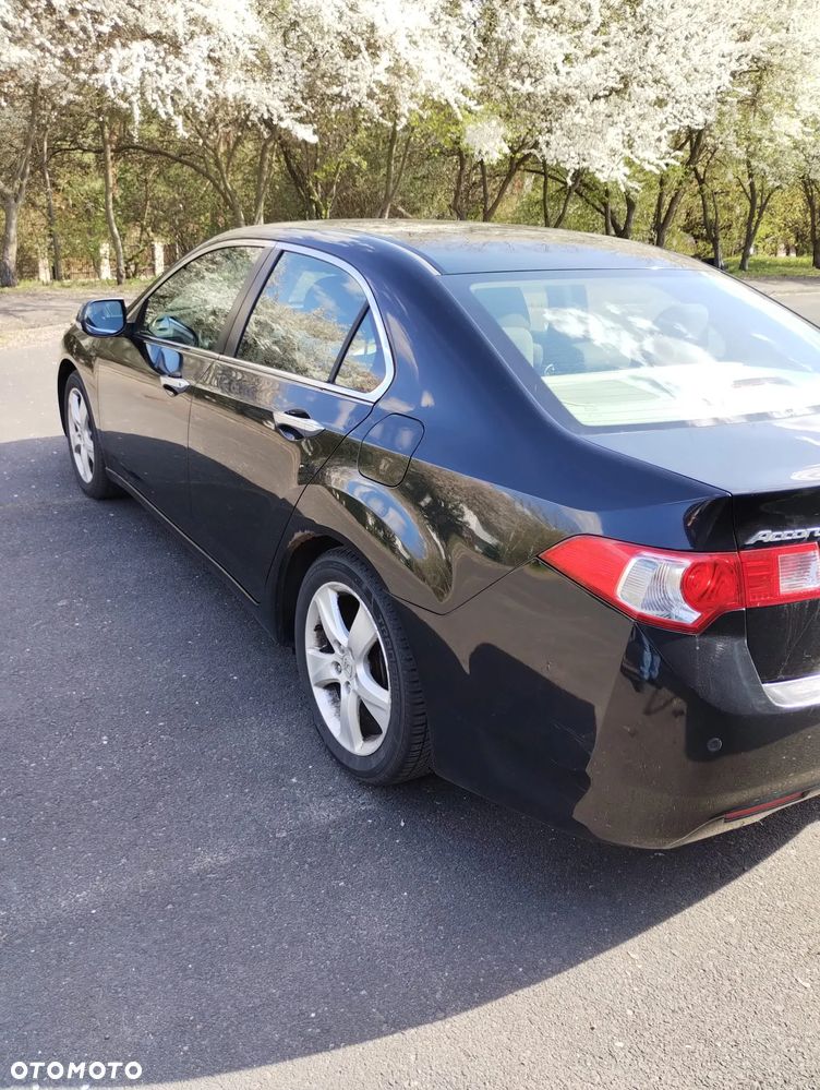 Honda Accord 2.0 Elegance - 25