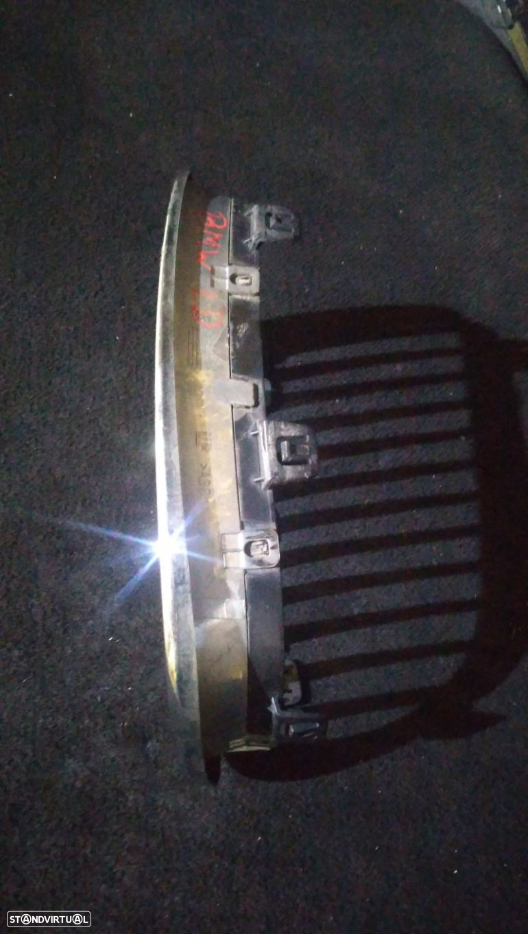 Grelha Frontal Bmw 3 Touring (E46) - 2