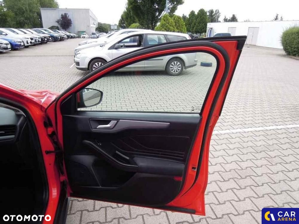 Ford Focus - 28