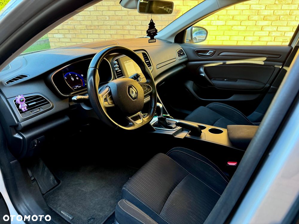 Renault Megane 1.5 dCi Zen EDC - 10
