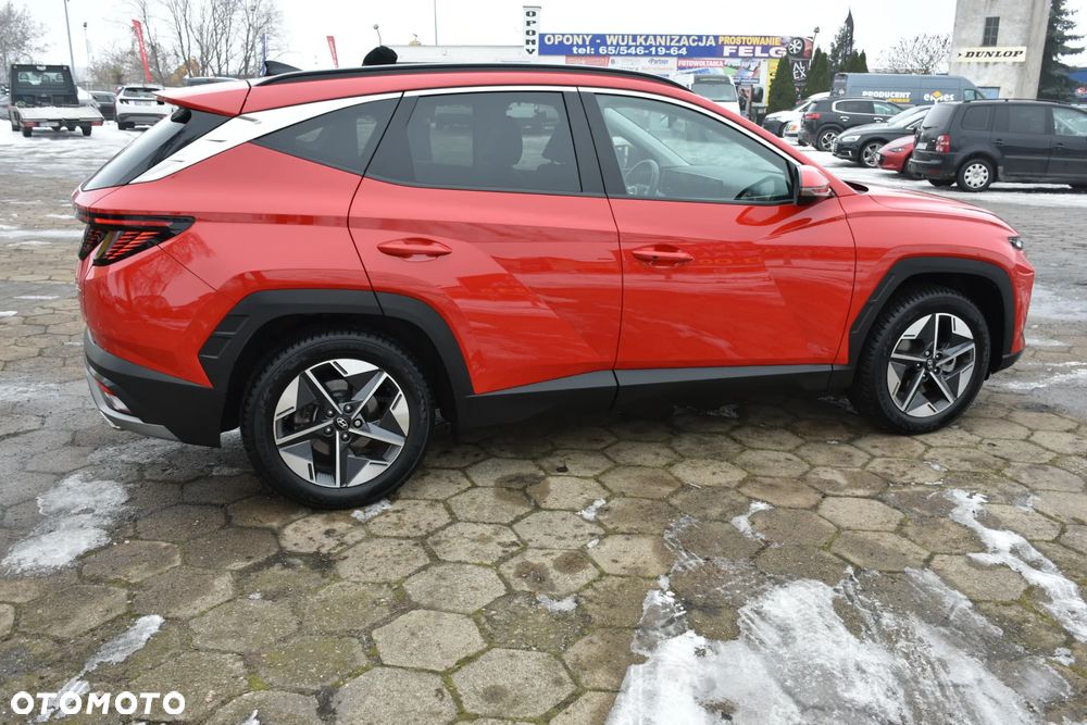 Hyundai Tucson 1.6 T-GDi 48V-Hybrid 2WD DCT Select - 10