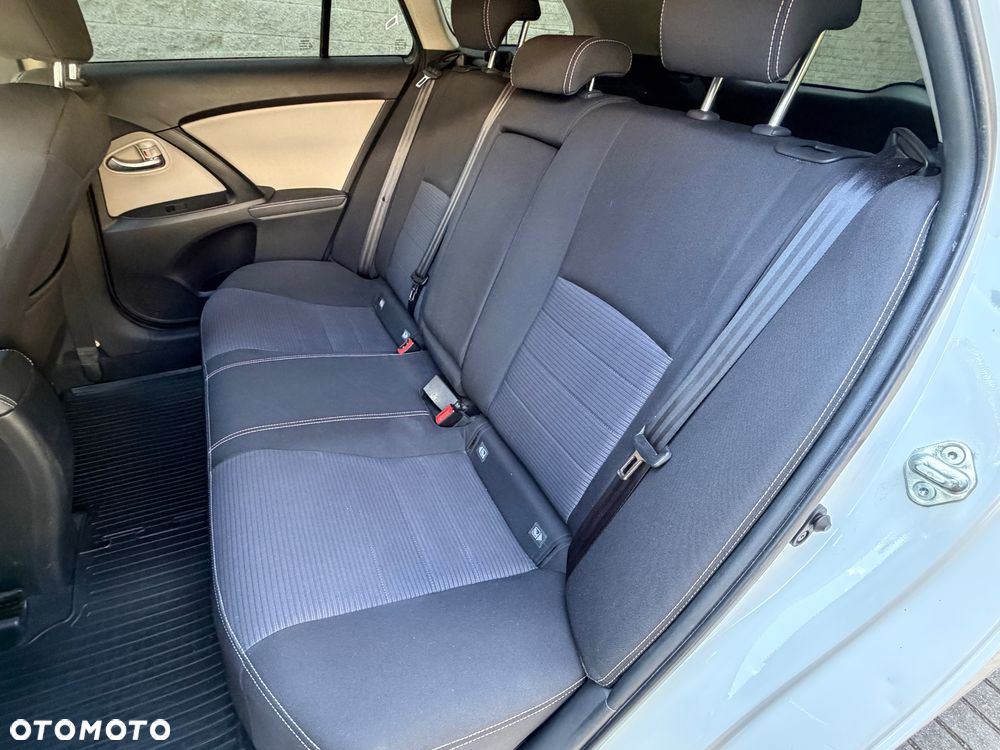 Toyota Avensis 2.0 D-4D Prestige - 9