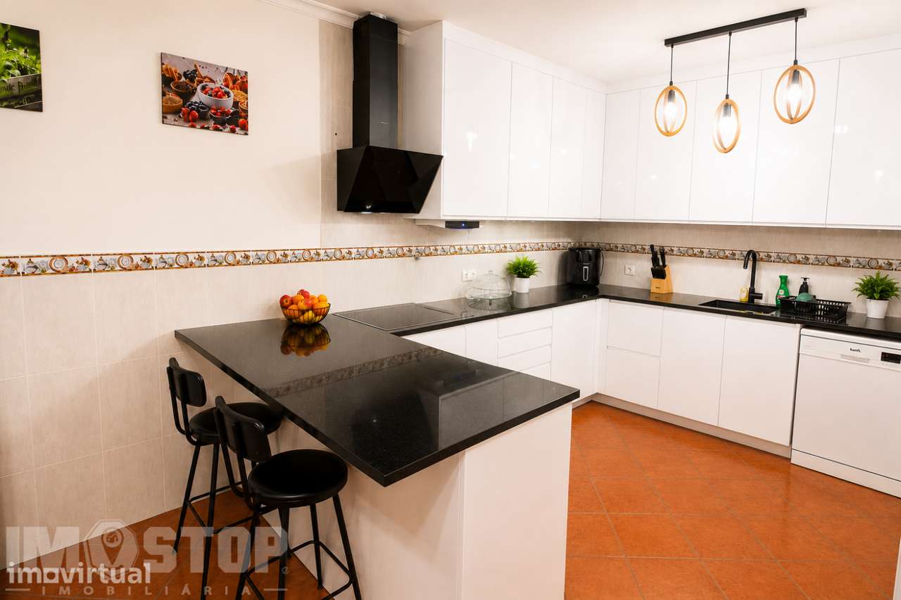 Moradia T4 renovada - Ancas - Anadia - Grande imagem: 3/15