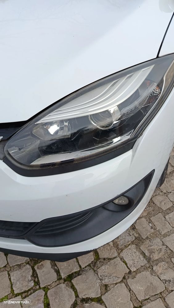 Renault Mégane 1.5 dCi Dynamique S - 10