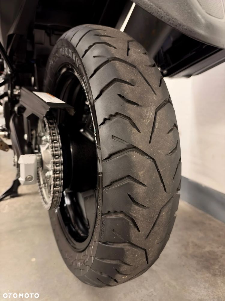 Suzuki V-STROM - 27