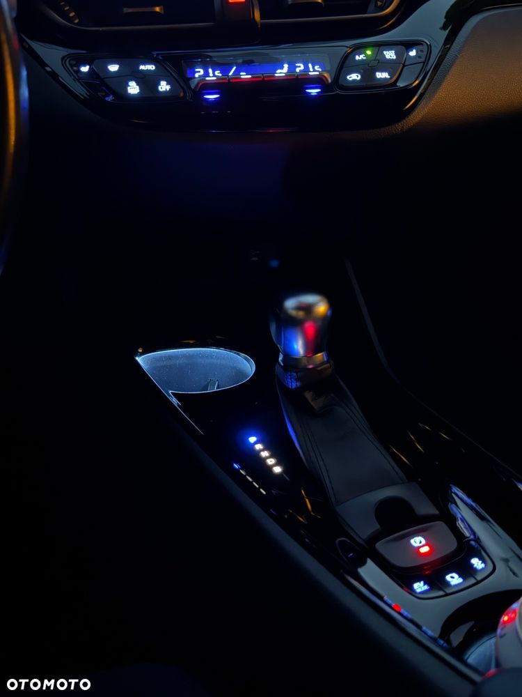 Toyota C-HR - 37