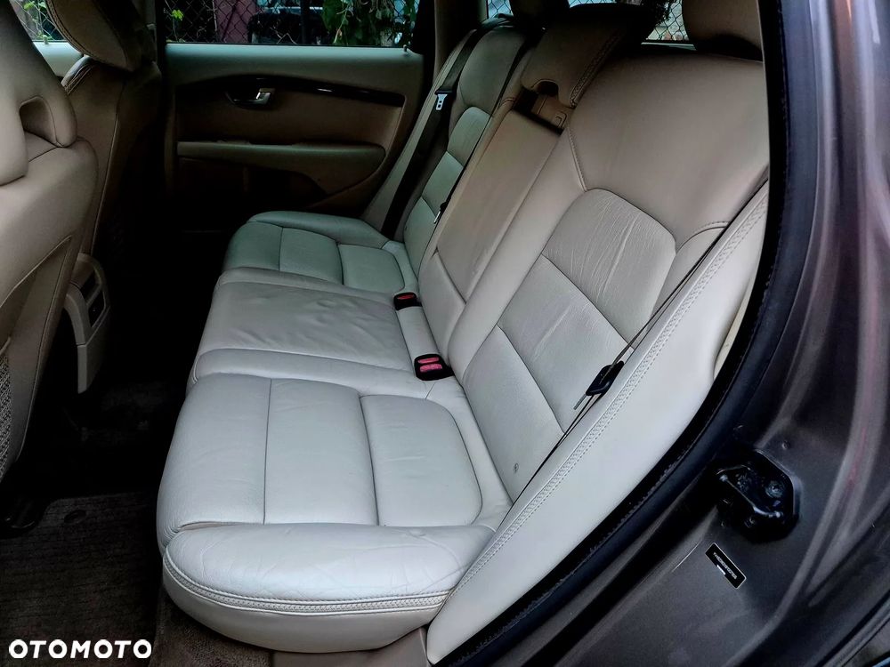 Volvo XC 70 3.2 AWD Momentum - 18