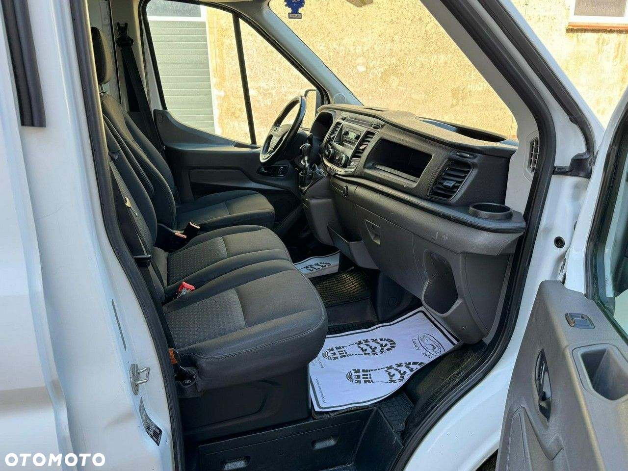 Ford Transit - 8