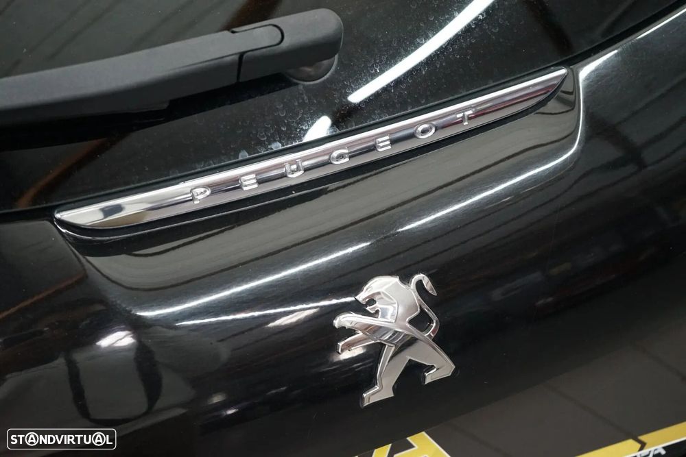 Peugeot 208 1.2 PureTech Style - 12