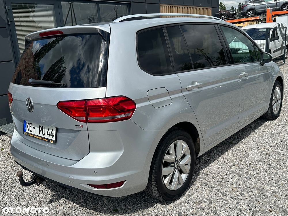 Volkswagen Touran 1.6 TDI SCR BlueMotion Technology DSG Comfortline - 30