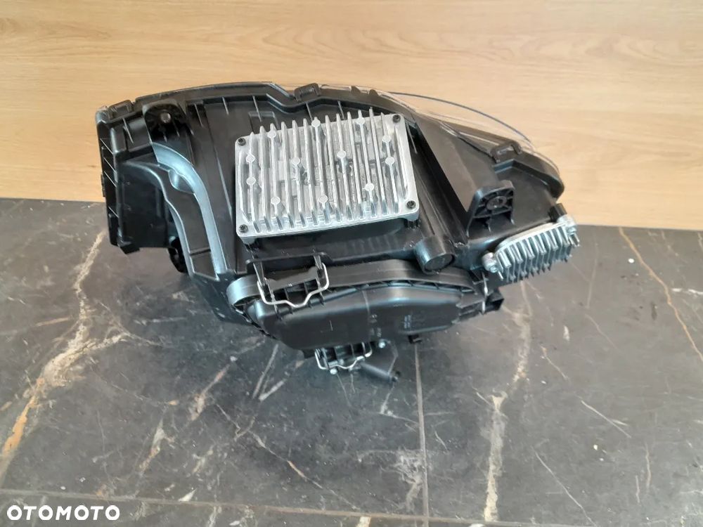 REFLEKTOR MAN TGX TGS FULL LED - 3