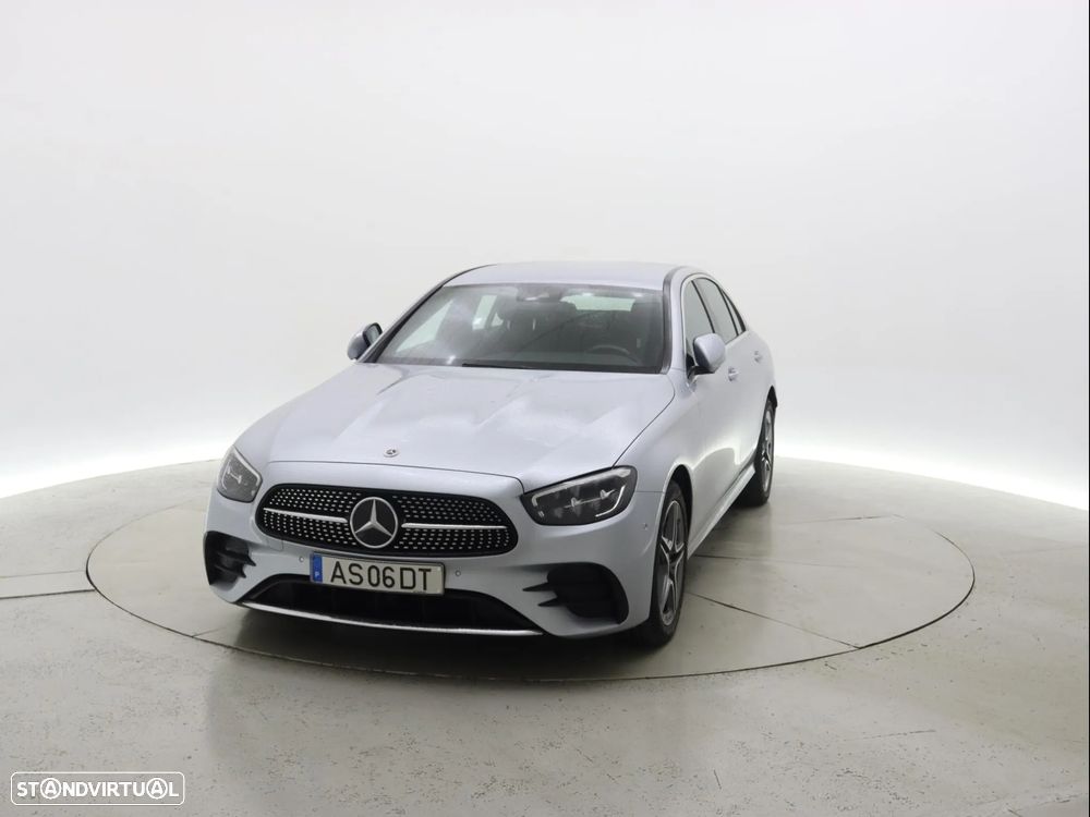Mercedes-Benz E 300 de AMG Line - 12
