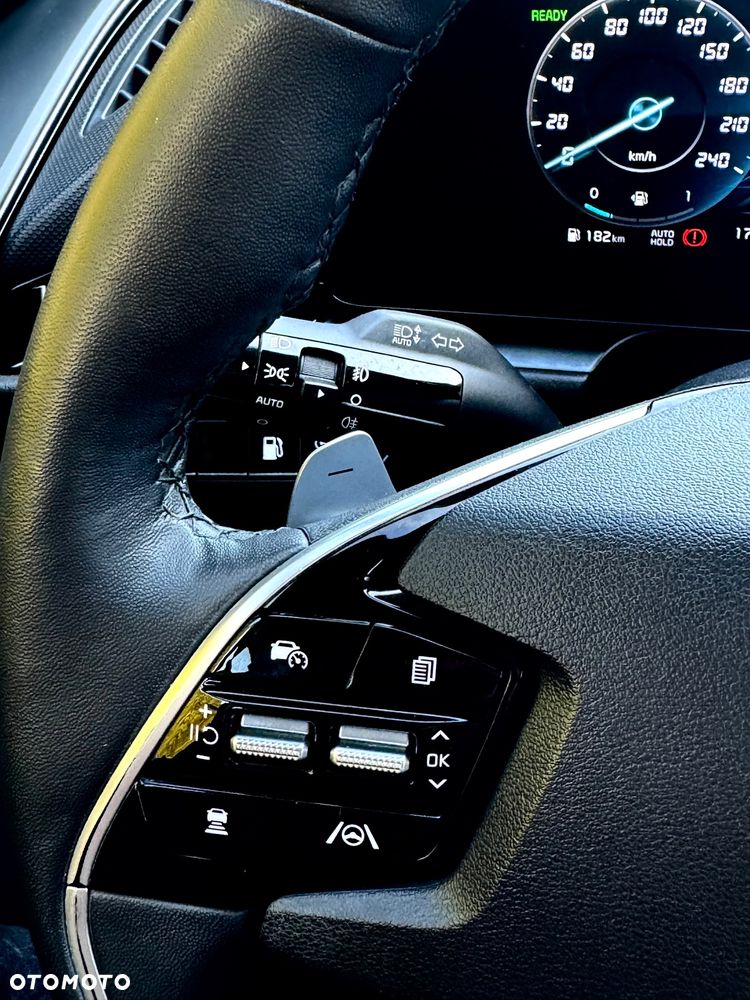 Kia Niro 1.6 GDI Plug-In Hybrid L - 23