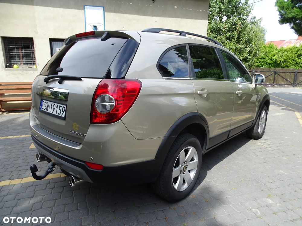 Chevrolet Captiva 2.4 LS - 5