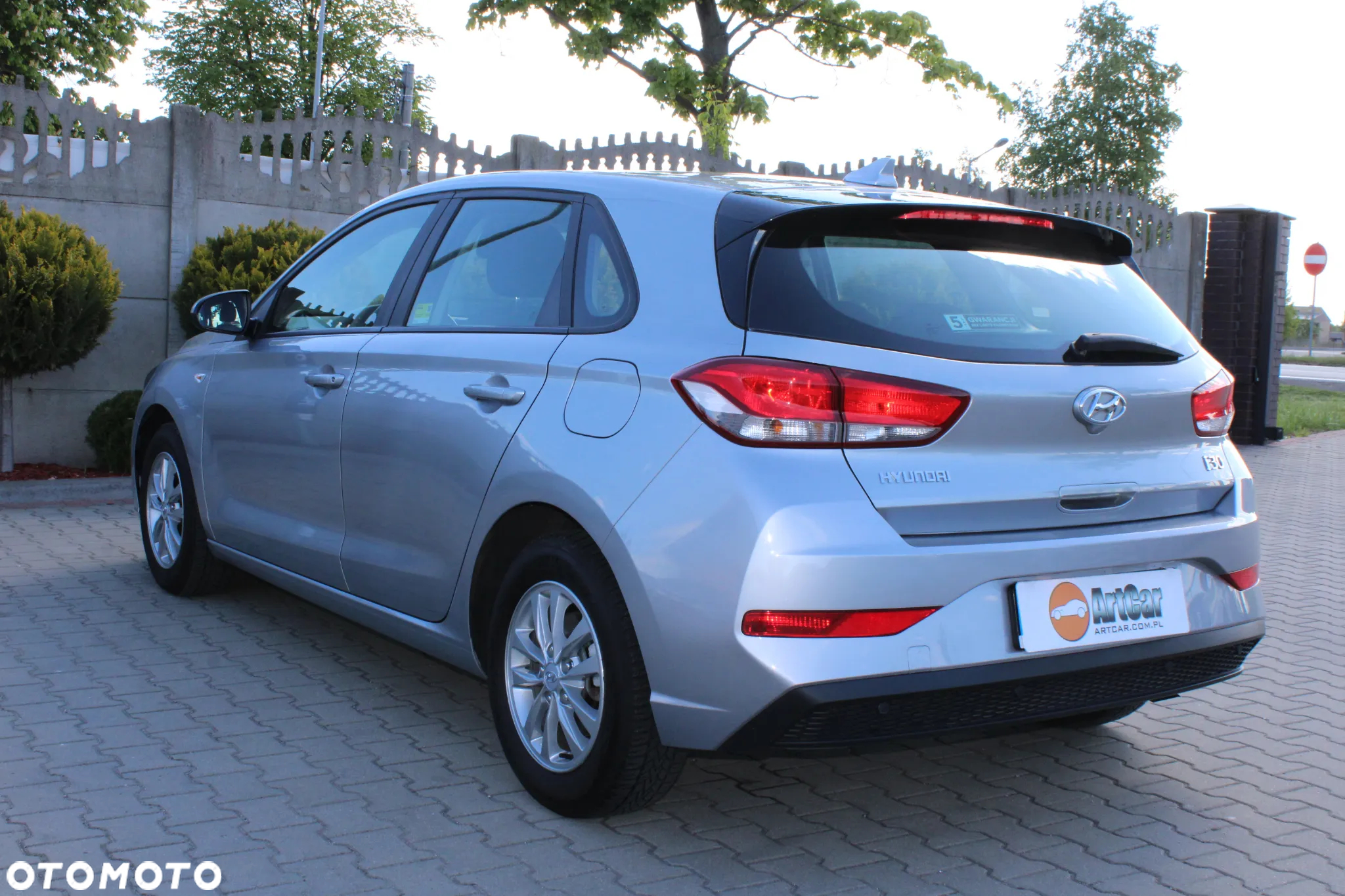 Hyundai i30 1.5 DPI Classic + - 16