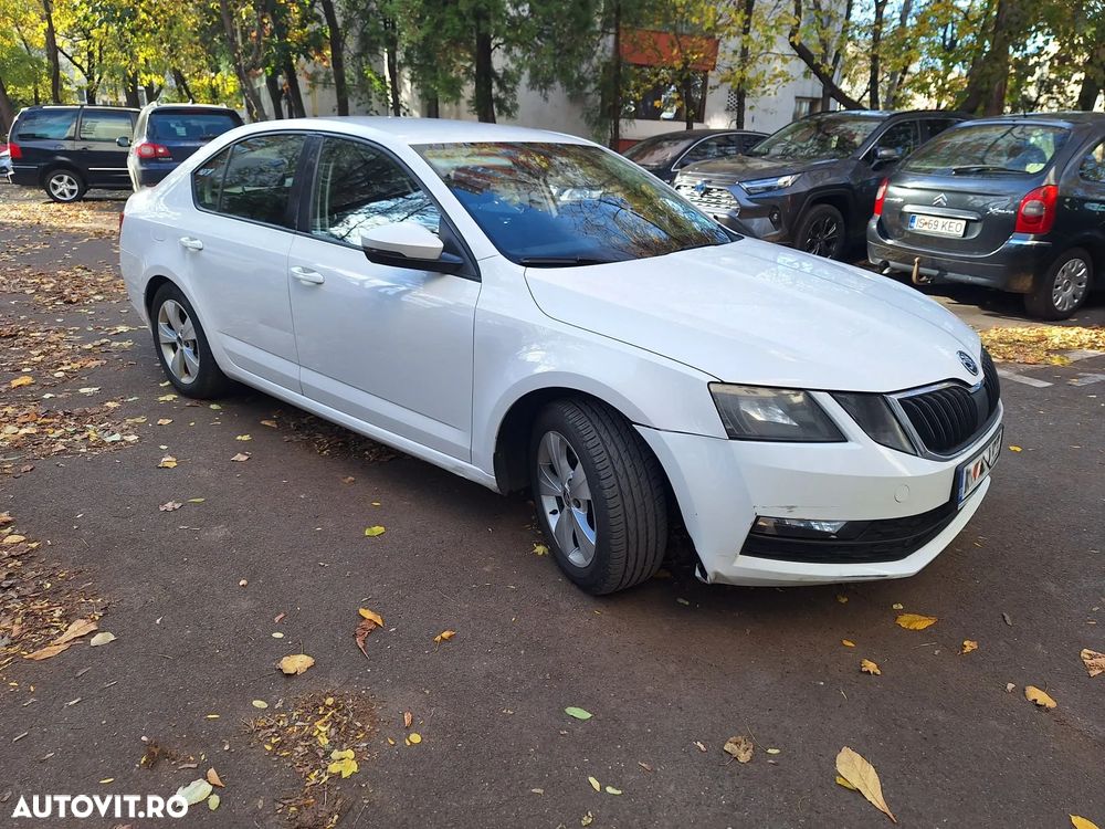 Skoda Octavia Combi Diesel 1.6 TDI Style - 8