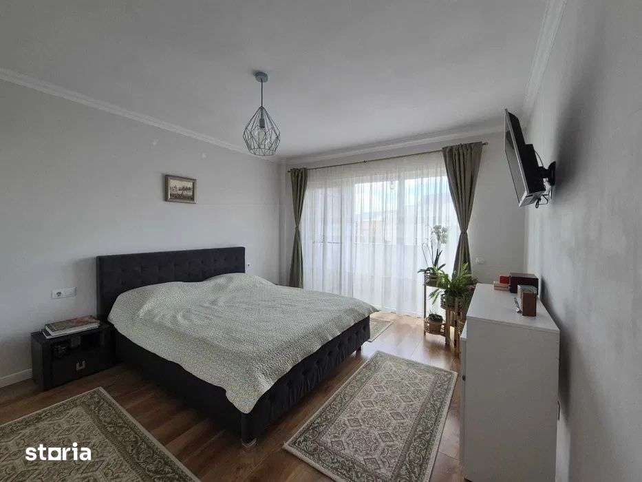 Apartament cu 2 camere, etajul 1, balcon, zona Cetatii — fotografia 1