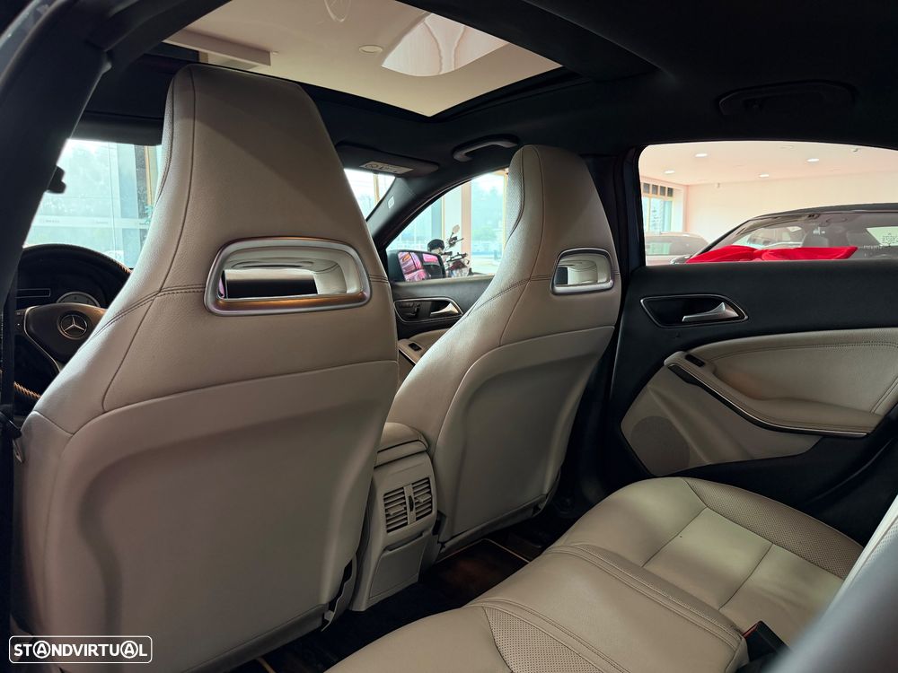 Mercedes-Benz A 180 CDI AMG Line - 22