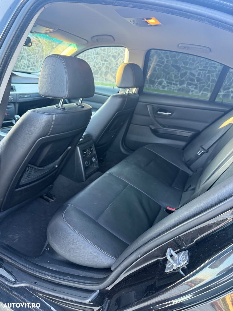 BMW Seria 3 320d - 8