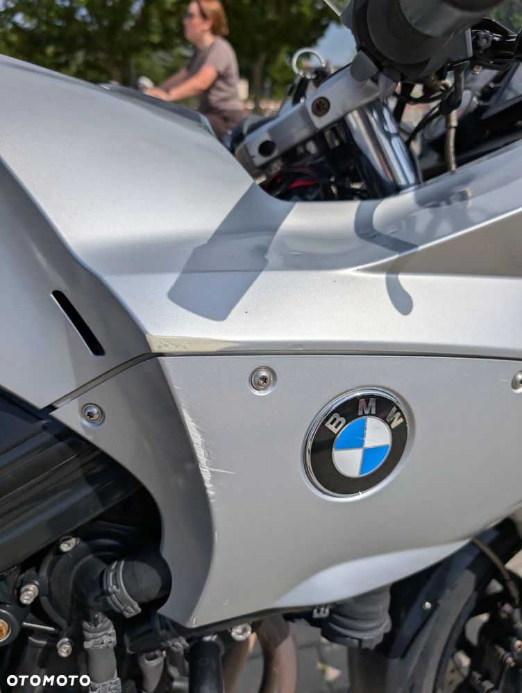BMW F - 9