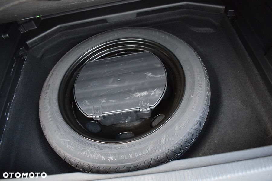 Peugeot 3008 1.2 PureTech GPF Allure S&S - 12