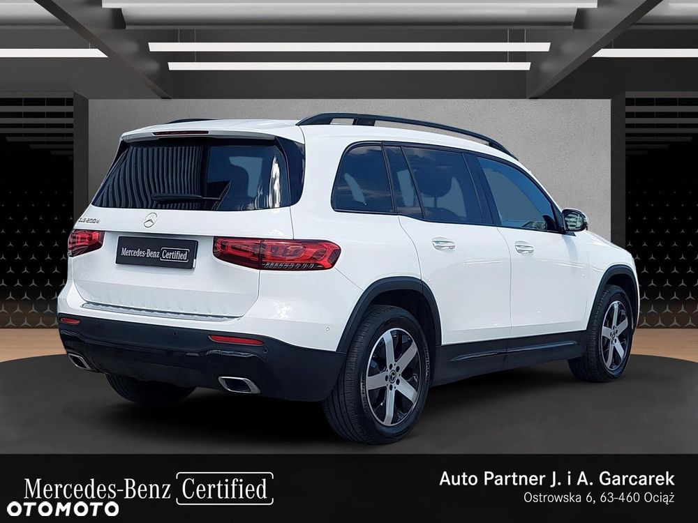 Mercedes-Benz GLB - 5