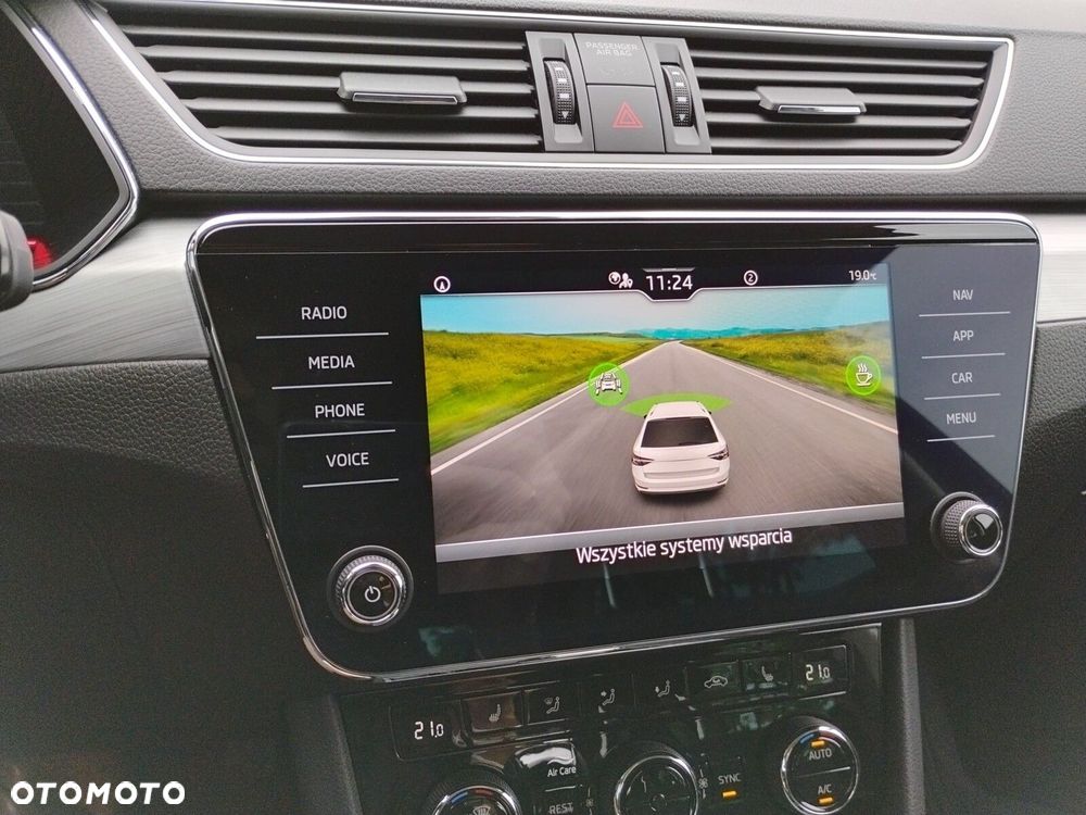 Skoda Superb 1.5 TSI Ambition DSG - 27