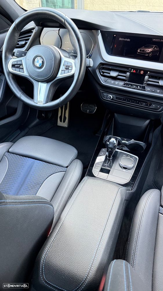 BMW 118 i Pack Desportivo M Auto - 44