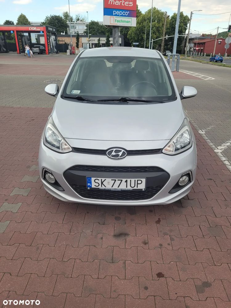 Hyundai i10 1.0 Fifa World Cup Edition - 2