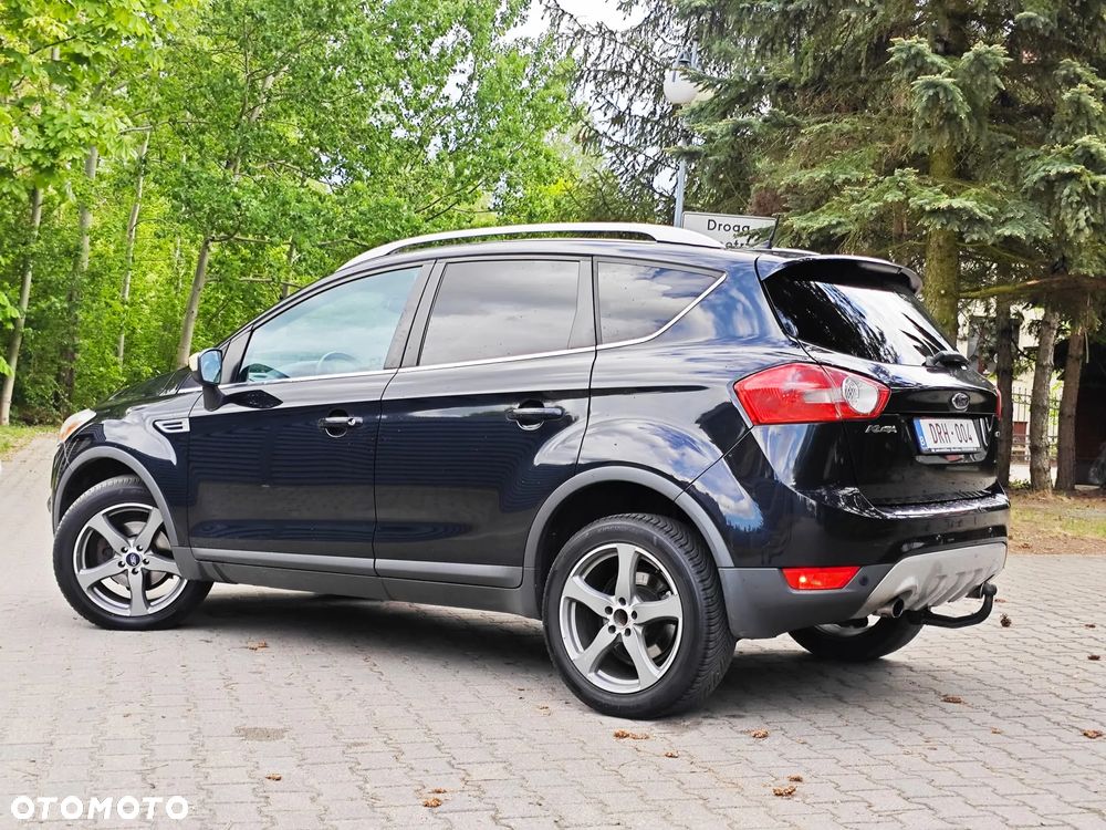 Ford Kuga 2.0 TDCi 4x4 Titanium - 26
