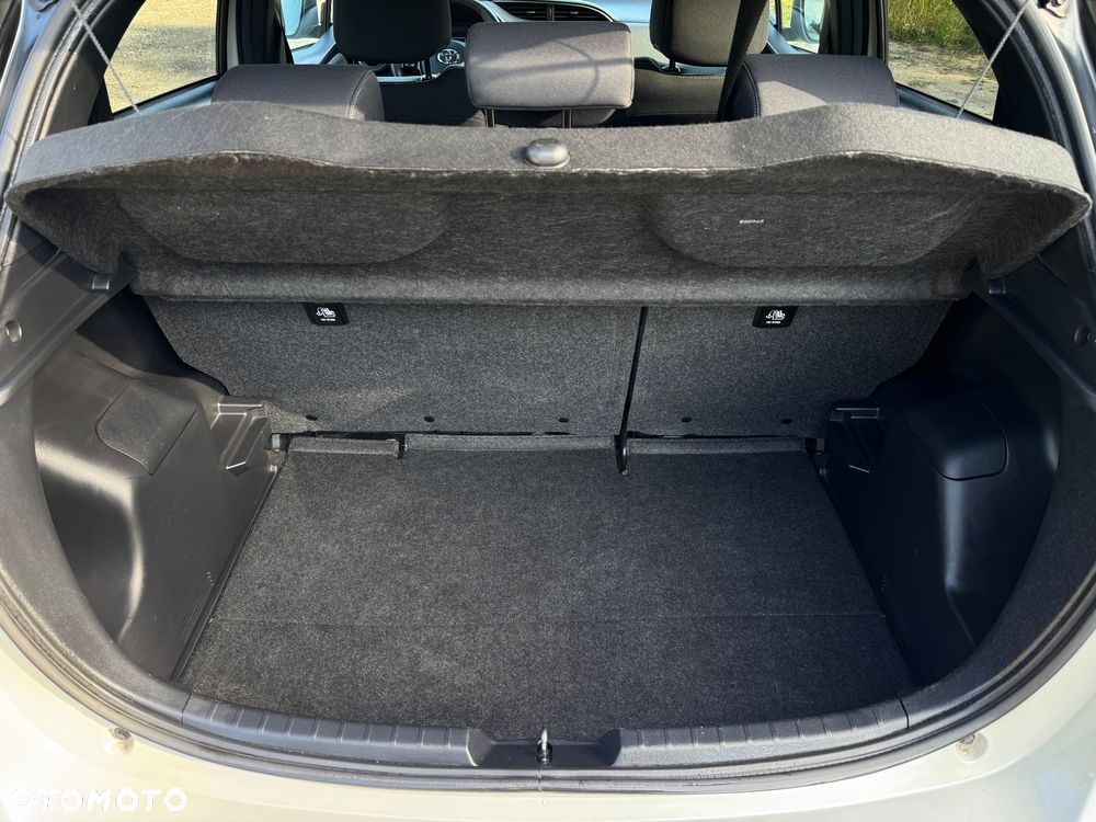 Toyota Yaris 1.5 Selection - 25