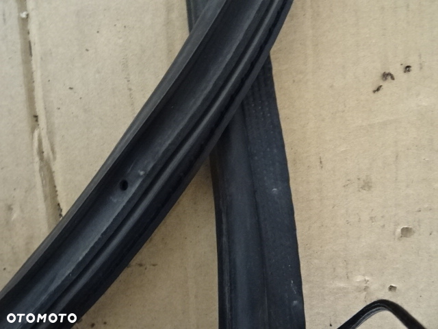 USZCZELKA DACHU PRAWY TYŁ SMART FORTWO I CABRIO 98-03 NR166 - 12