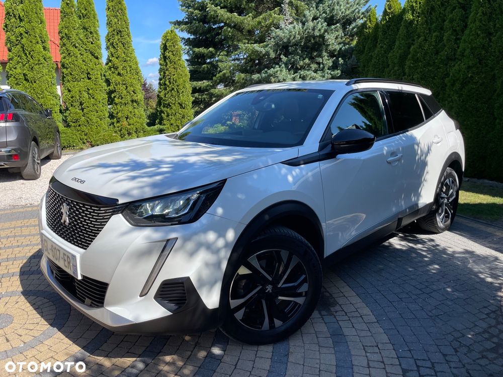 Peugeot 2008 BlueHDi 130 Allure S&S EAT8 - 19