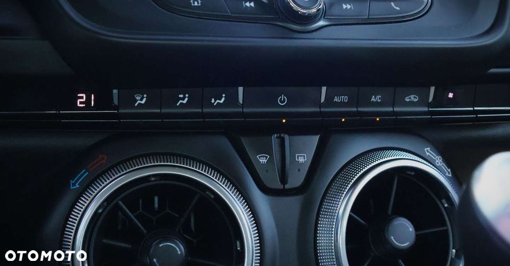 Chevrolet Camaro - 27