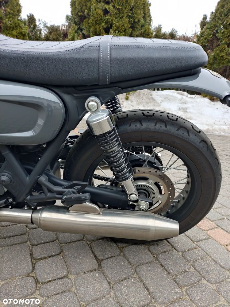 Brixton Cromwell - 9