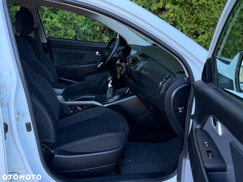 Kia Sportage - 12