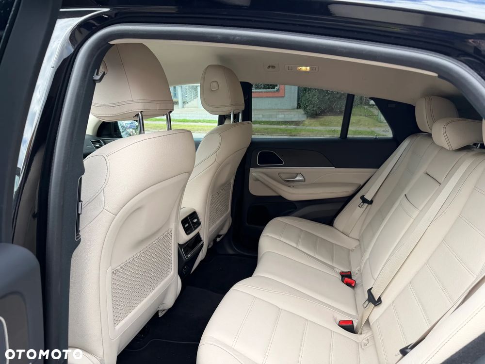 Mercedes-Benz GLE 300 d 4-Matic - 12