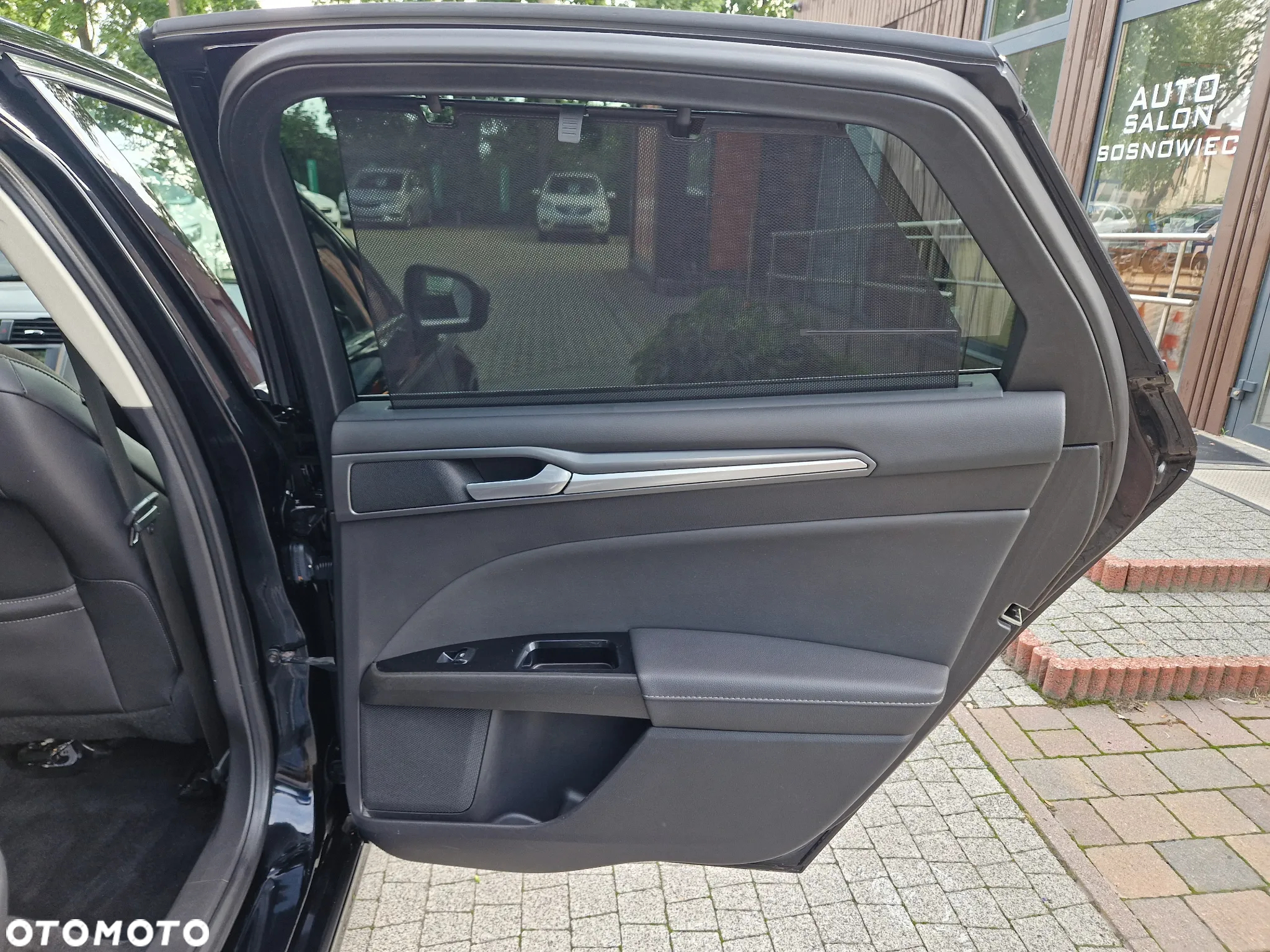 Ford Mondeo 2.0 TDCi Titanium - 38