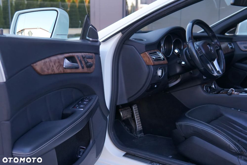 Mercedes-Benz CLS 350 CDI 4-Matic BlueEff - 5