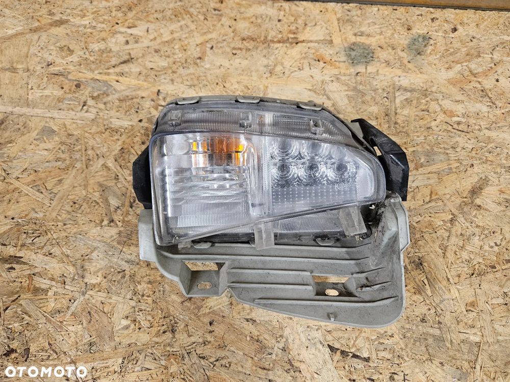 TOYOTA PRIUS III LIFT 12-15 DRL KIERUNKOWSKAZ LEWY KOMPLET - 2