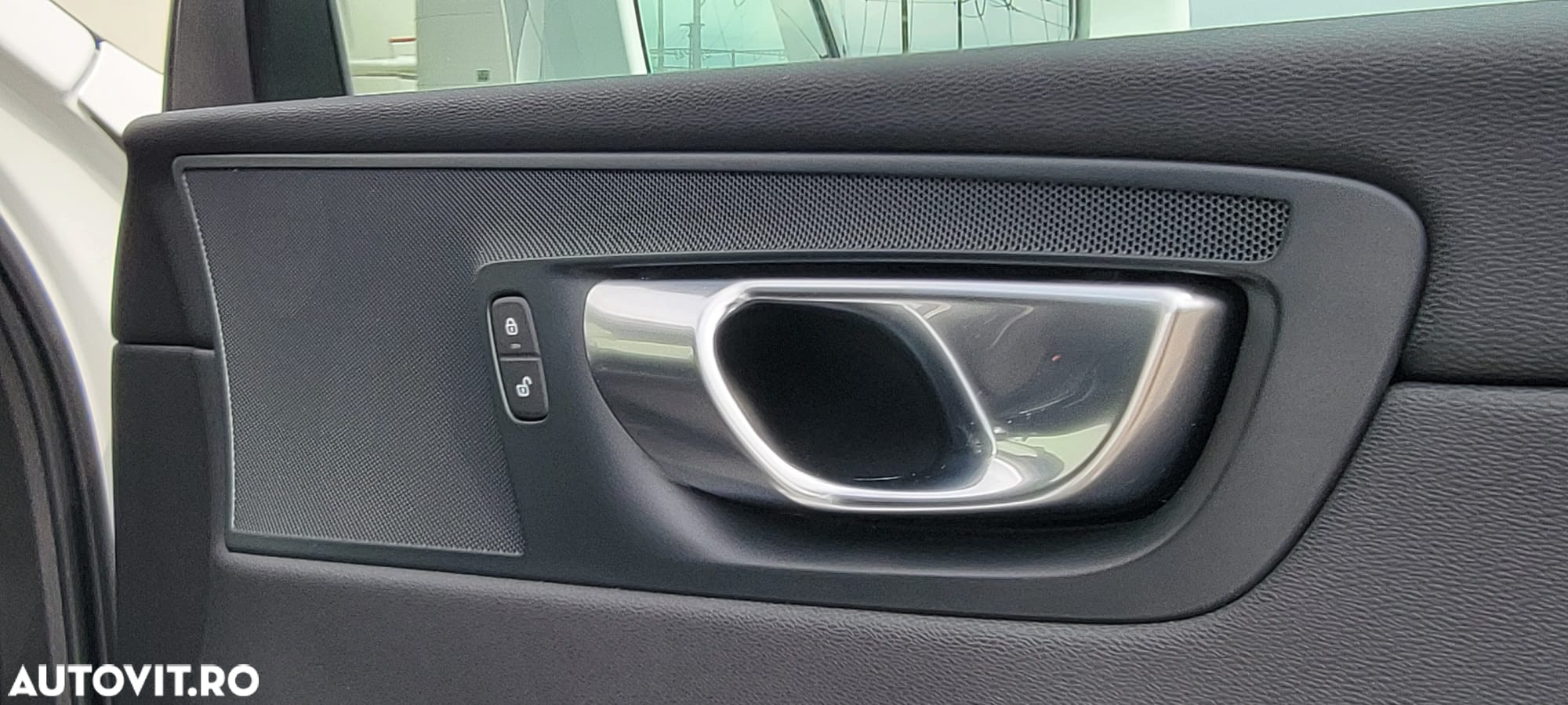 Volvo XC 60 Recharge T6 Twin Engine eAWD Inscription Expression - 16