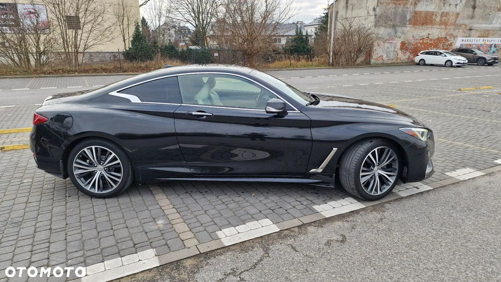 Infiniti Q60 2.0t Coupe Premium Tech - 13