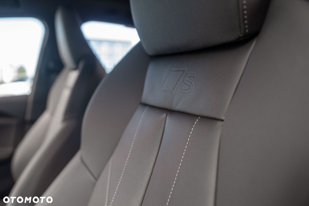 Audi Q5 Sportback - 9