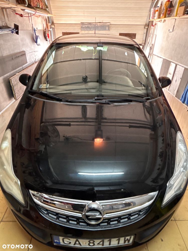 Opel Corsa 1.4 16V Enjoy - 1
